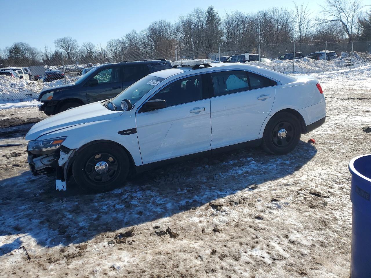 2019 Ford Police Interceptor, VIN 1FAHP2MK4KG107705 — Front end
