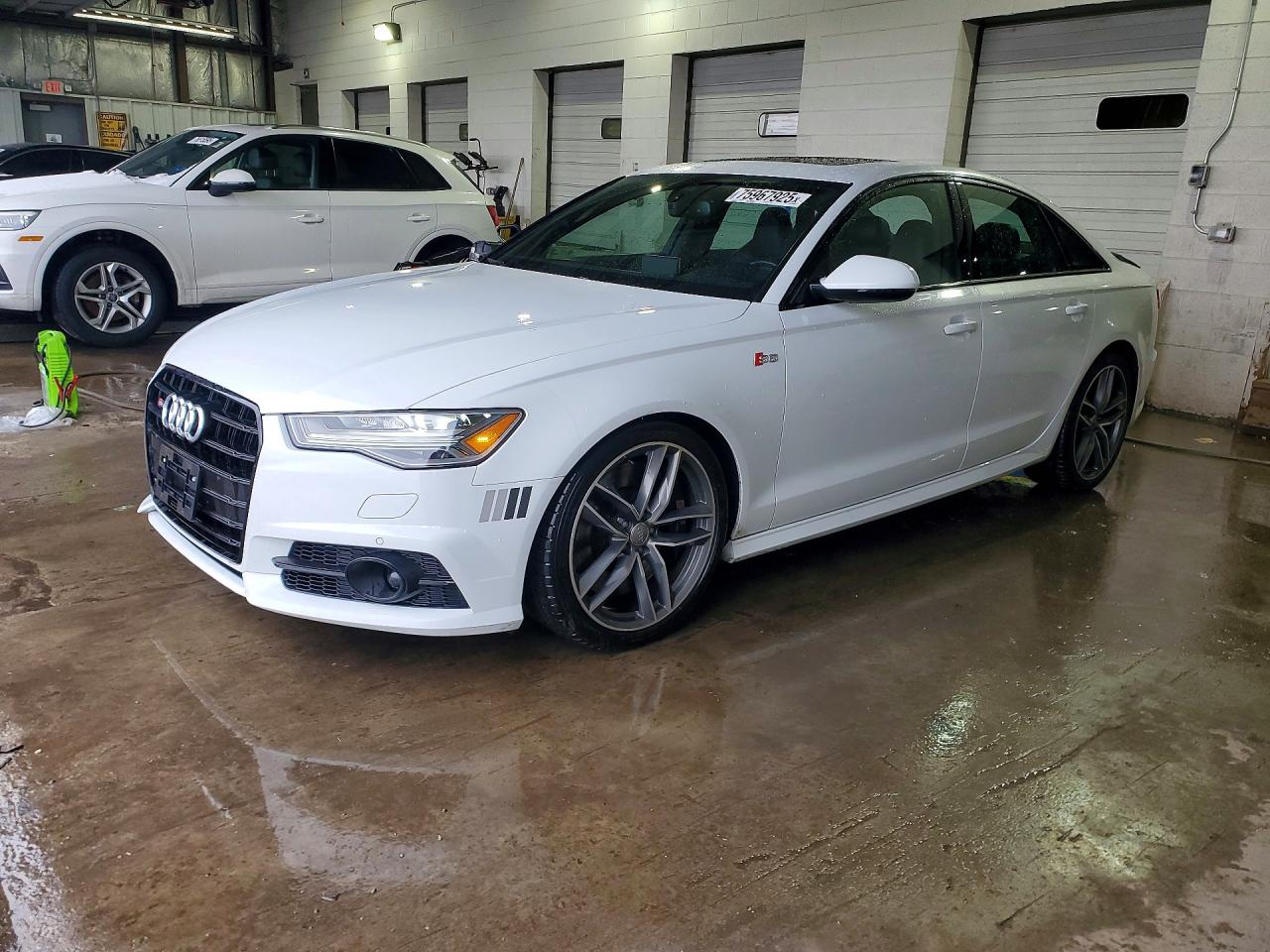 2018 Audi S6 Premium Plus, VIN WAUFFAFC0JN043027 — Rear end