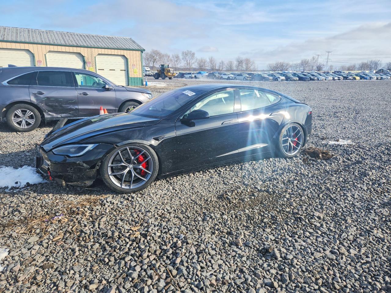 2025 Tesla Model S Plaid, VIN 5YJSA1E60SF550022 — Front end