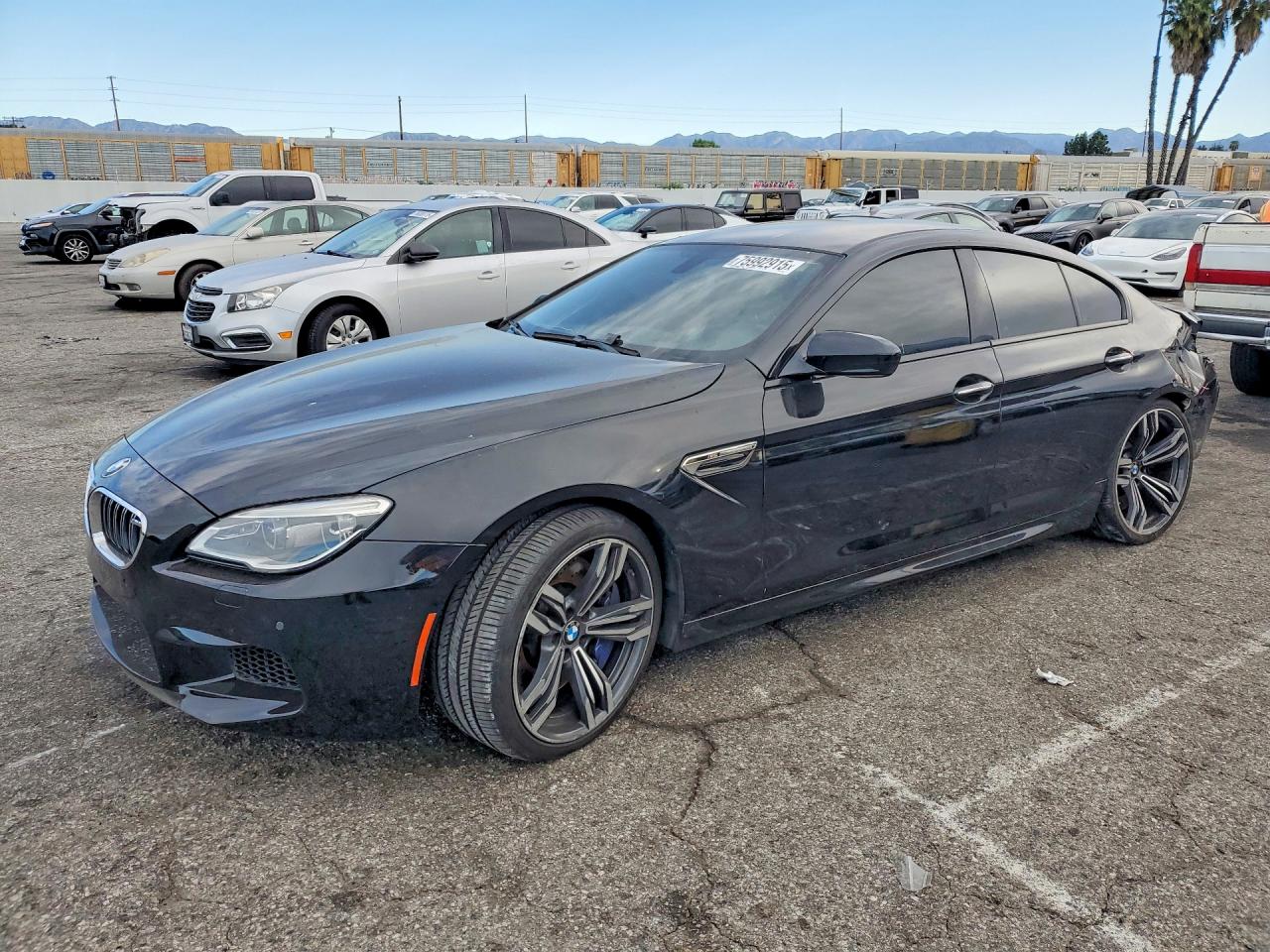 2016 BMW M6, VIN WBS6E9C58GGF92655 — Зад