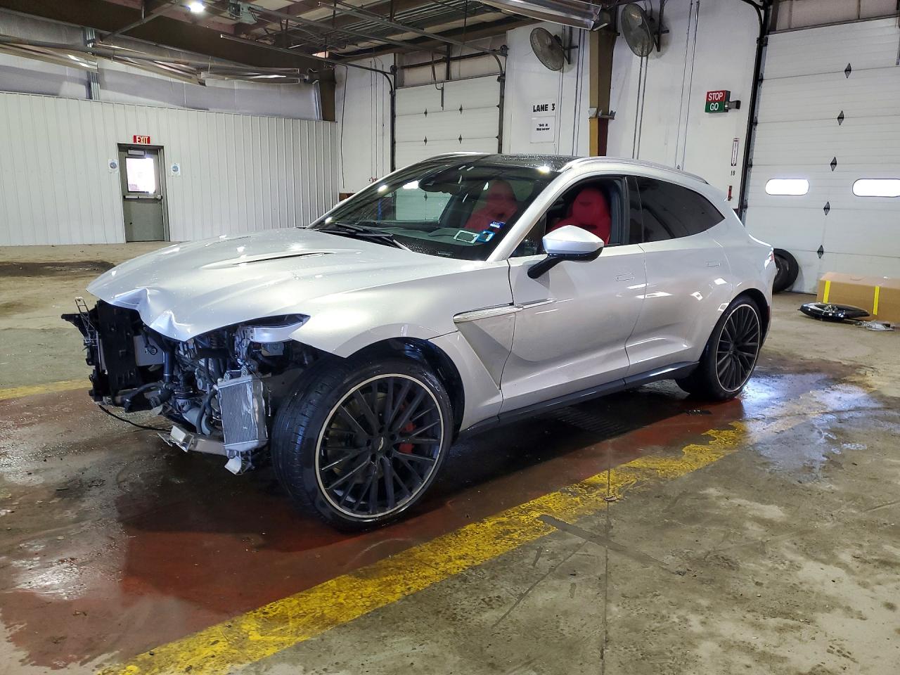 2023 Aston Martin DBX, VIN SD7VUJAW8PTV08552 — Front end
