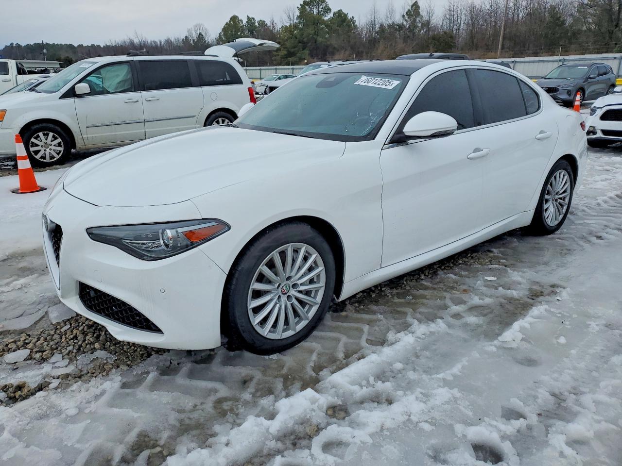 2021 Alfa Romeo Giulia, VIN ZARFAMAN3M7649027 — Mechanical
