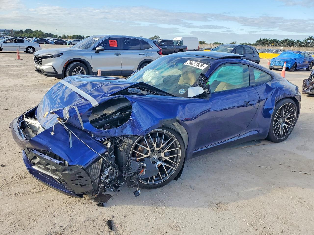 2024 Porsche 911 Carrera, VIN WP0AA2A97RS208226 — Front end