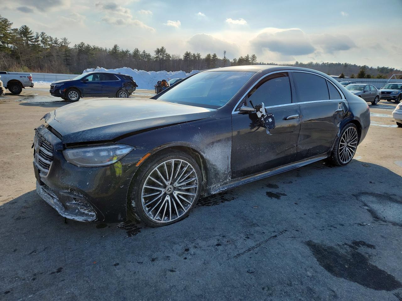 2022 Mercedes-Benz S 580, VIN W1K6G7GB6NA162552 — Front end