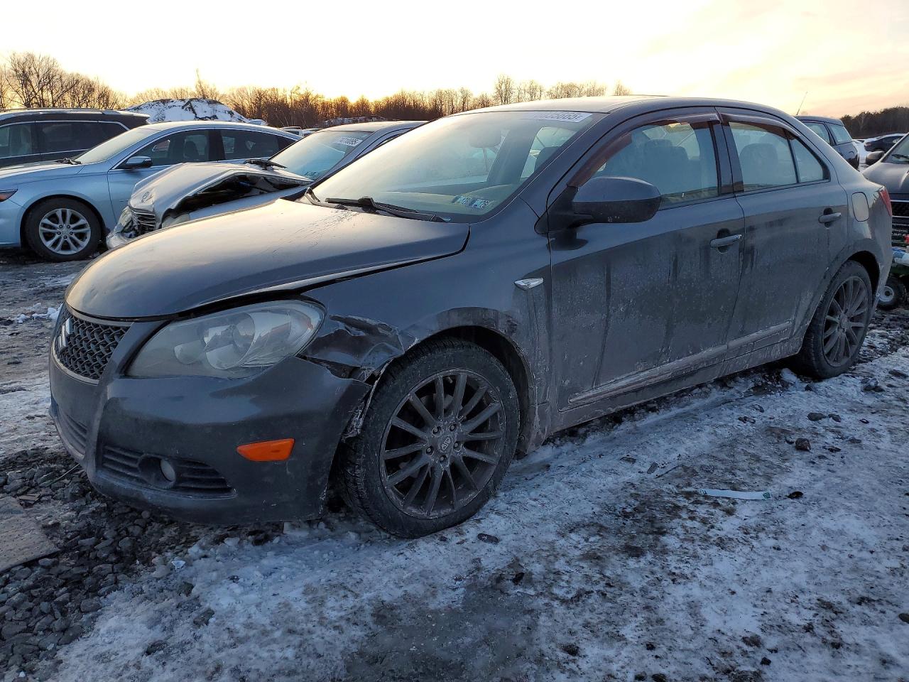 2010 Suzuki Kizashi SLS, VIN JS2RF9A76A6100646 — Front end