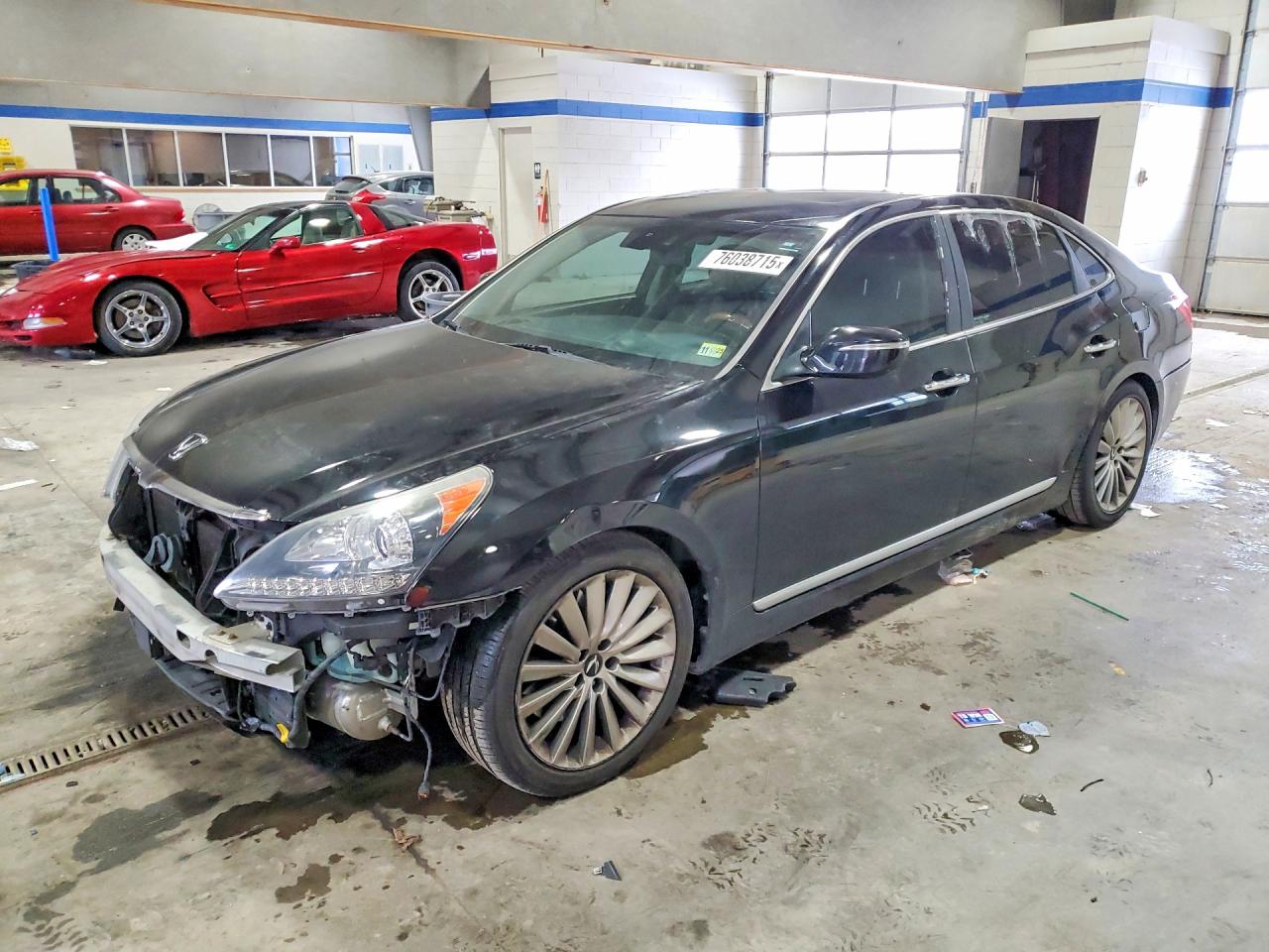 2015 Hyundai Equus Ultimate, VIN KMHGH4JHXFU098664 — Front end