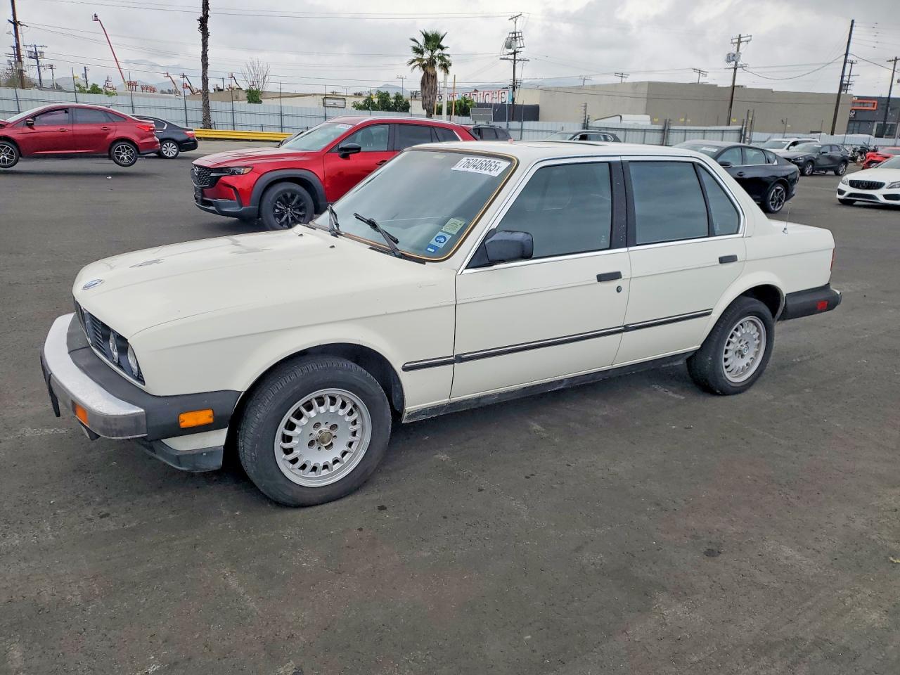 1985 BMW 3 Series 325e, VIN WBAAE6401F0700358 — Minor dents and scratches