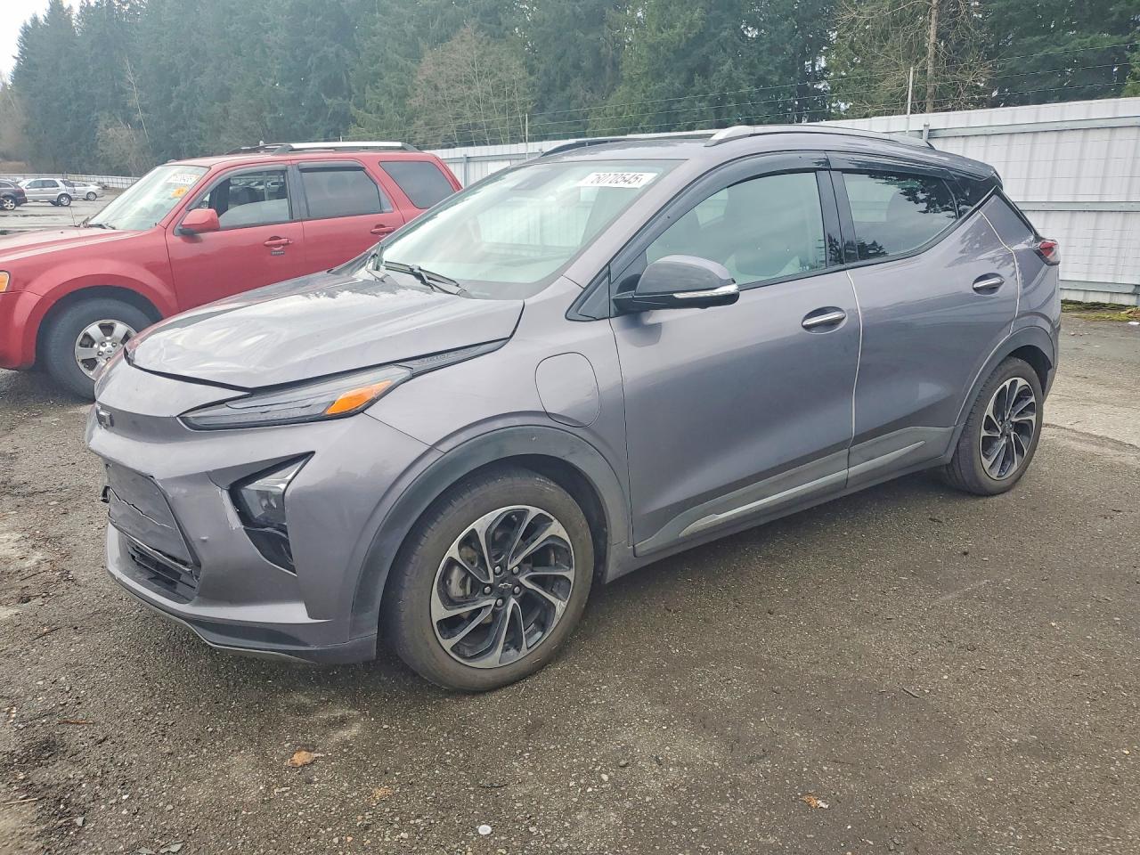 2023 Chevrolet Bolt EUV Premier, VIN 1G1FZ6S07P4137898 — Front end