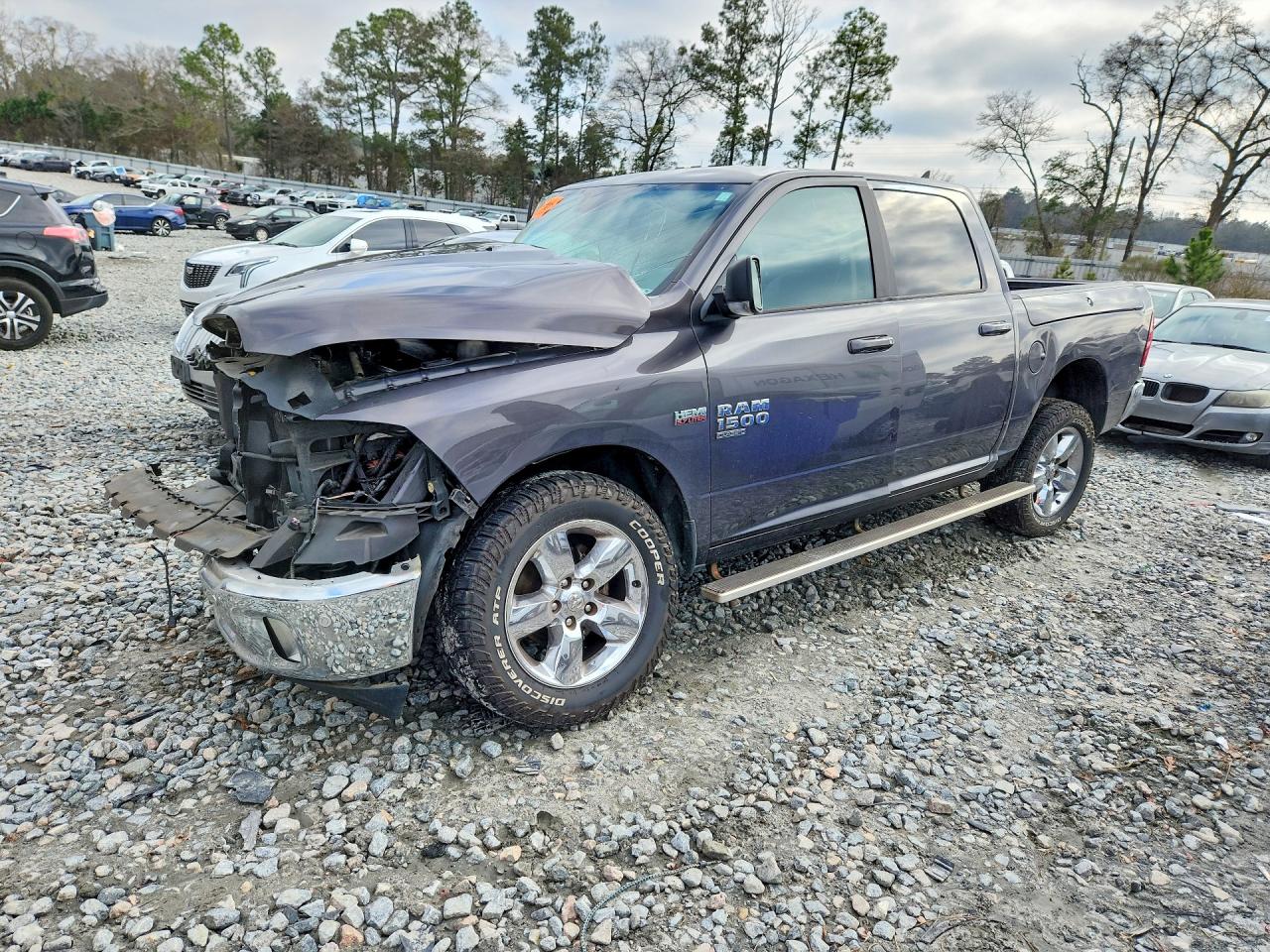 2019 Ram 1500 Big Horn, VIN 1C6RR7LT7KS524529 — Повреждение рамы