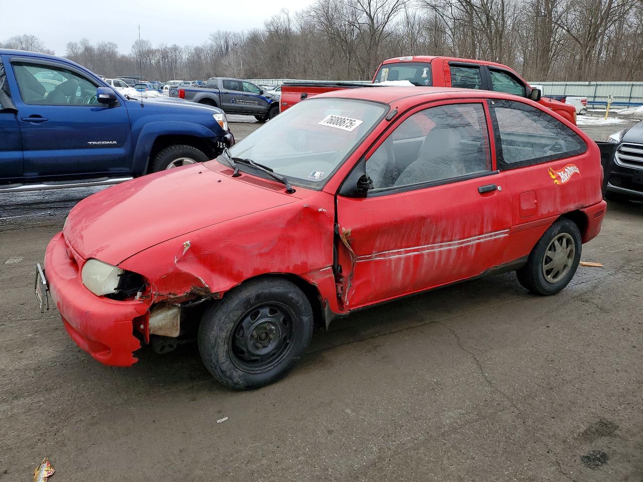 1997 Ford Aspire, VIN KNJLT05H0V6228374 — Front end