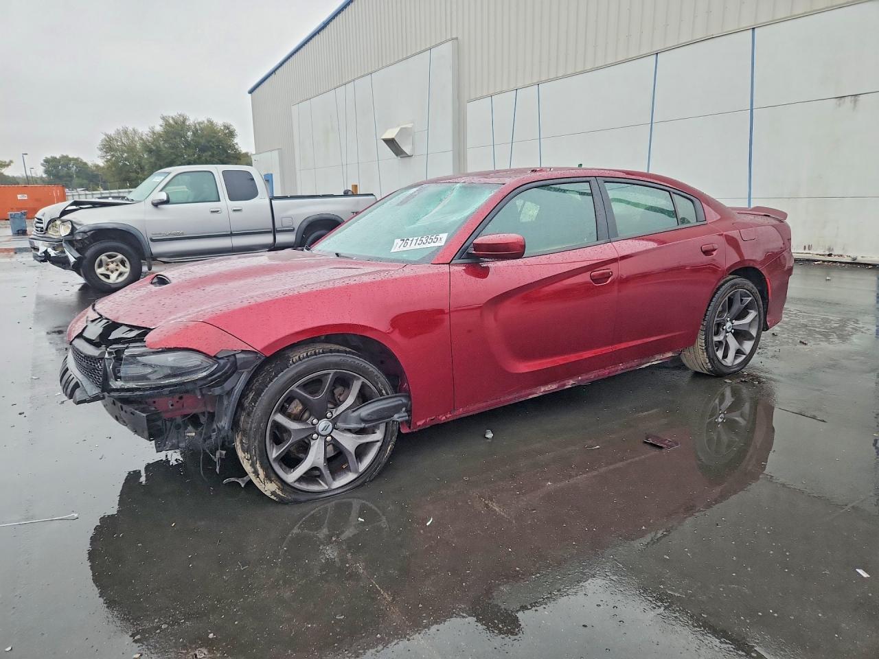 2019 Dodge Charger GT, VIN 2C3CDXHGXKH512430 — Front end