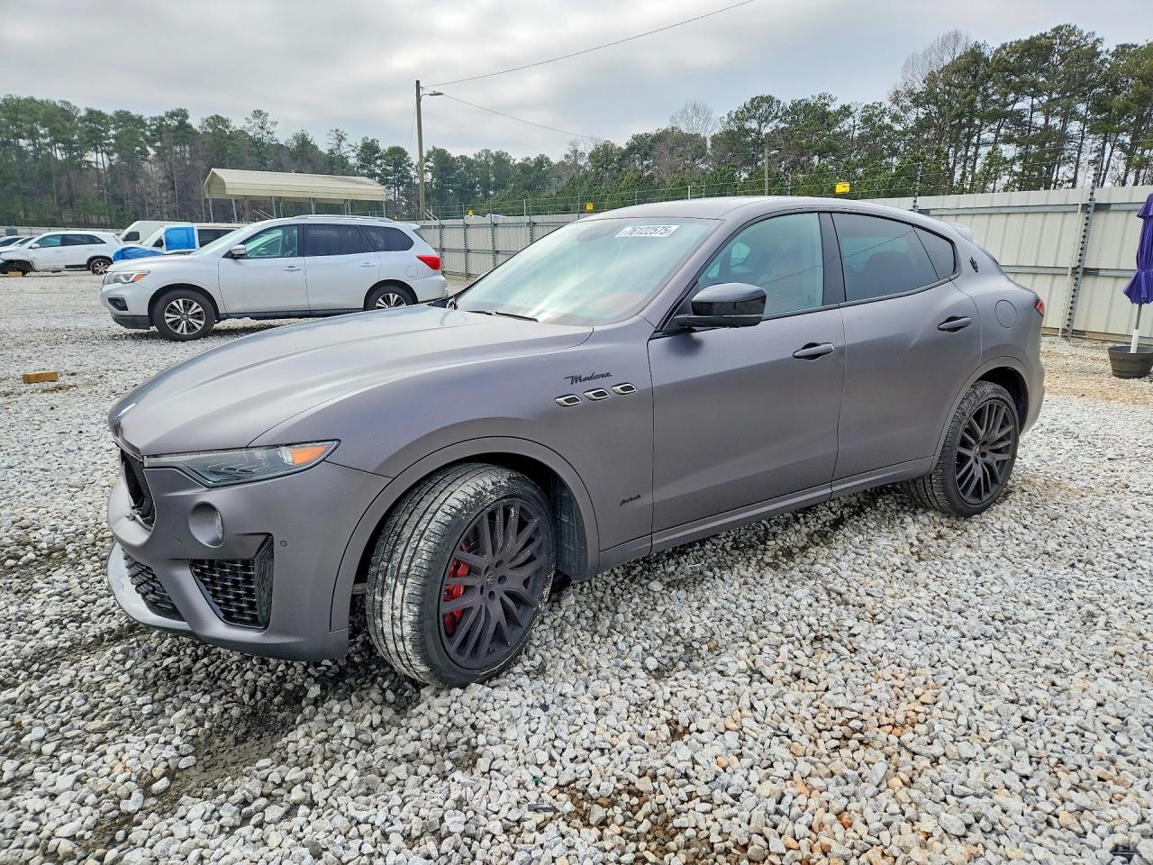 2022 Maserati Levante Modena, VIN ZN661YUM0NX381476 — Front end
