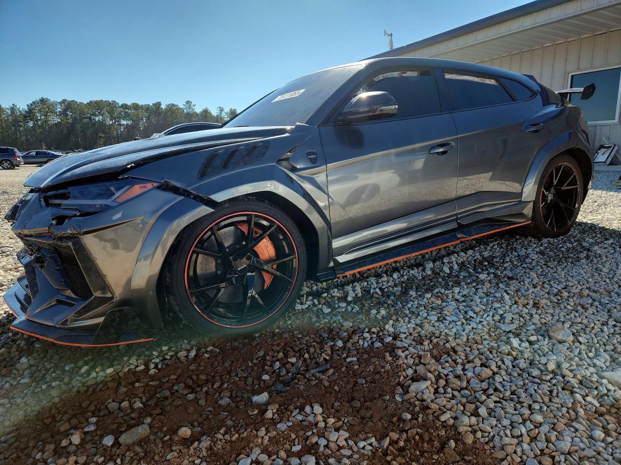 2021 Lamborghini Urus, VIN ZPBUA1ZL1MLA11782 — Front end