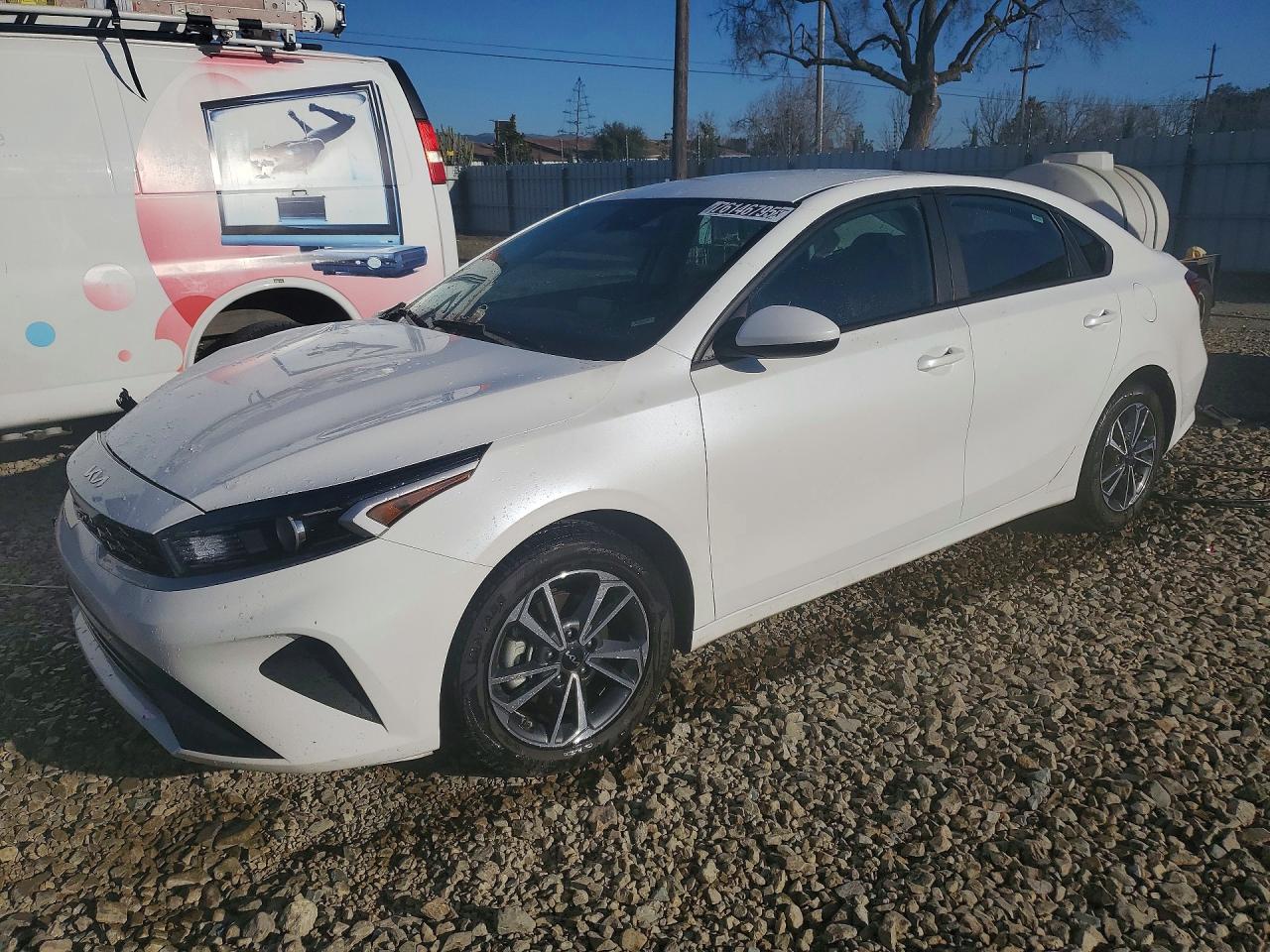2023 Kia Forte LXS, VIN 3KPF24AD4PE650092 — Front end