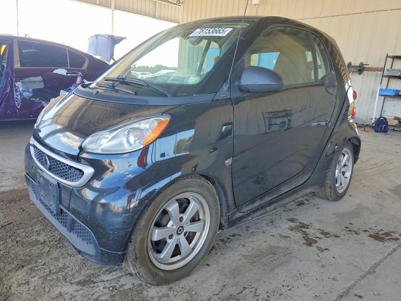 2013 Smart fortwo Pure, VIN WMEEJ3BA8DK595296 — Зад