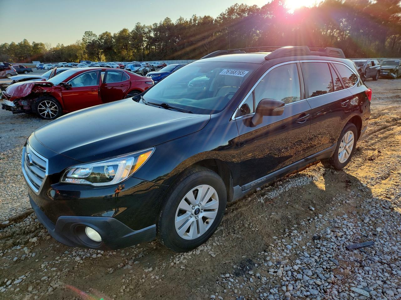 2016 Subaru Outback Premium, VIN 4S4BSBFC2G3230367 — Rear end