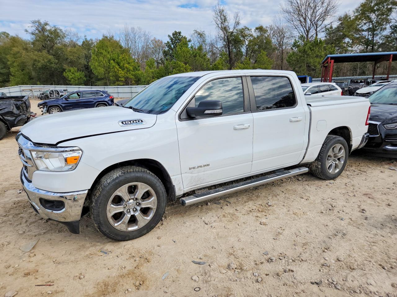 2022 Ram 1500 Big Horn, VIN 1C6RREFT2NN231785 — Minor dents and scratches