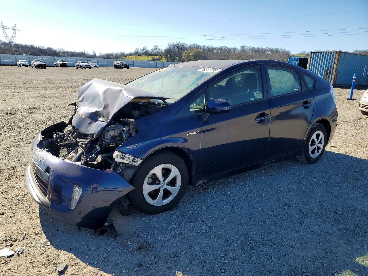 2015 Toyota Prius Three, VIN JTDKN3DU8F0411177 — Front end