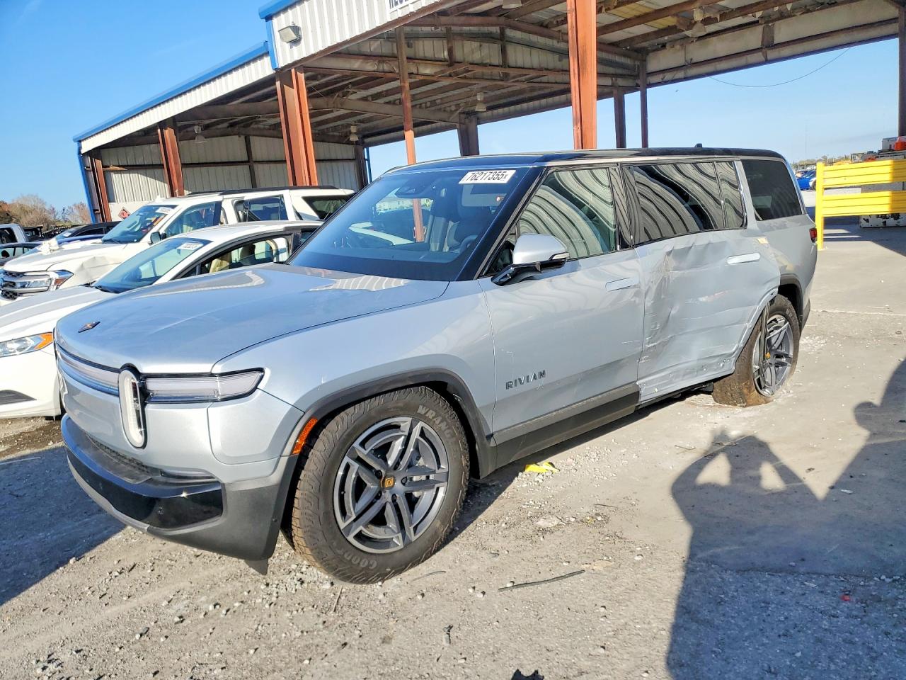 2026 Rivian R1S, VIN 7PDSGGBA1TN080010 — Side