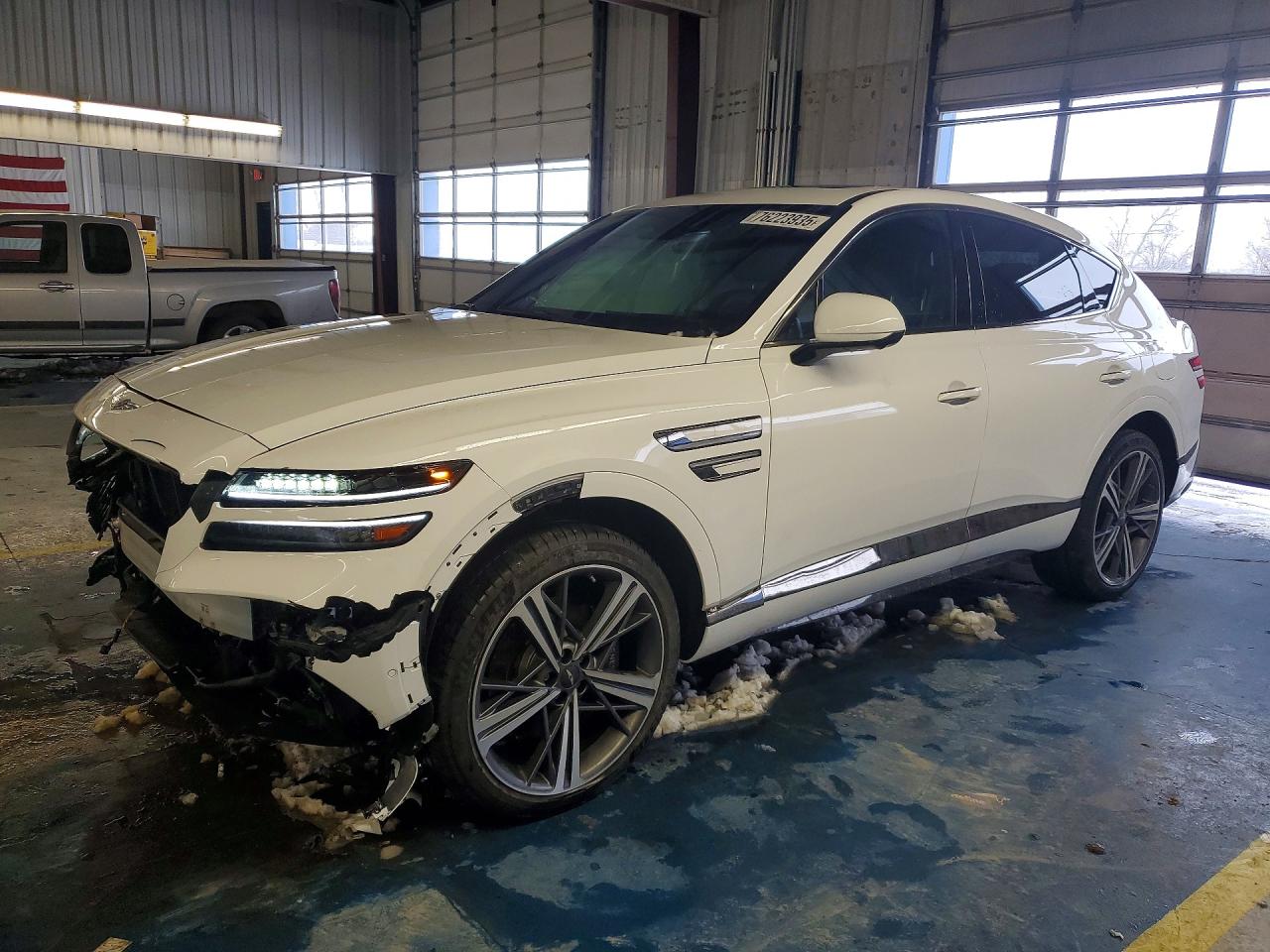 2025 Genesis GV80 Coupe 3.5T e-SC, VIN KMUJBESC2SU268205 — Front end