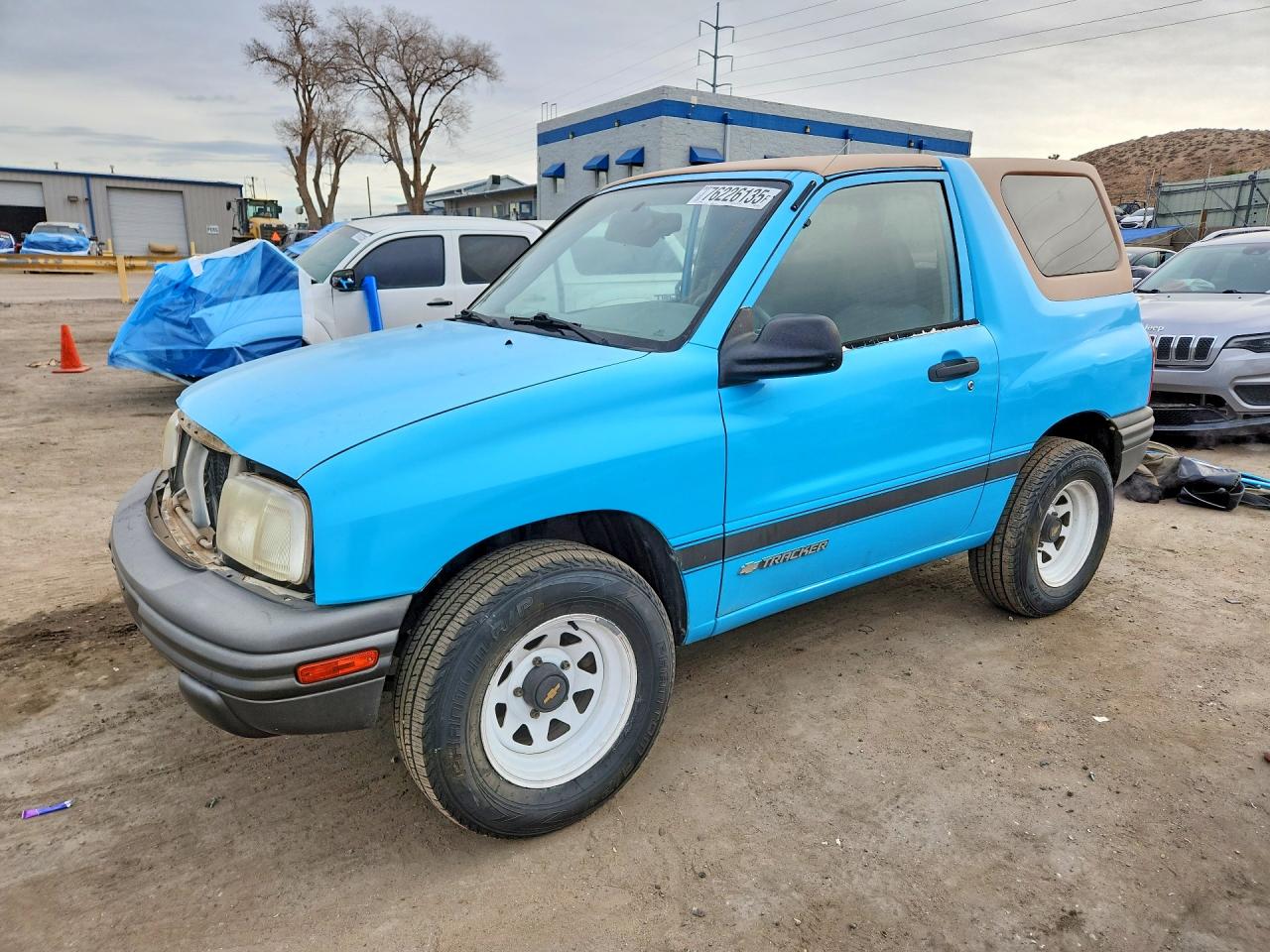 1999 Geo Tracker, VIN 2CNBJ1867X6919043 — Бок