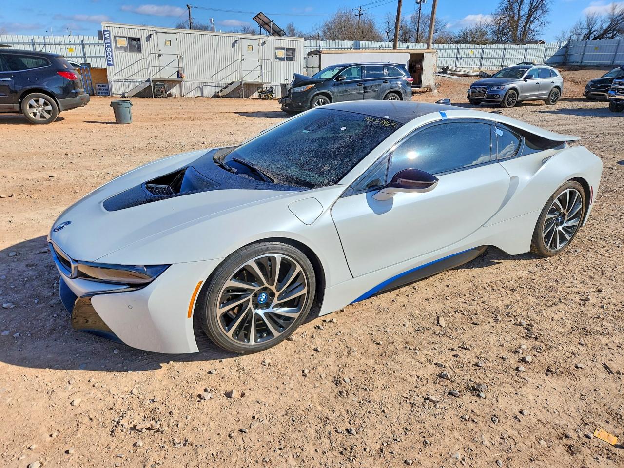 2015 BMW i8, VIN WBY2Z2C57FV391403 — Днище