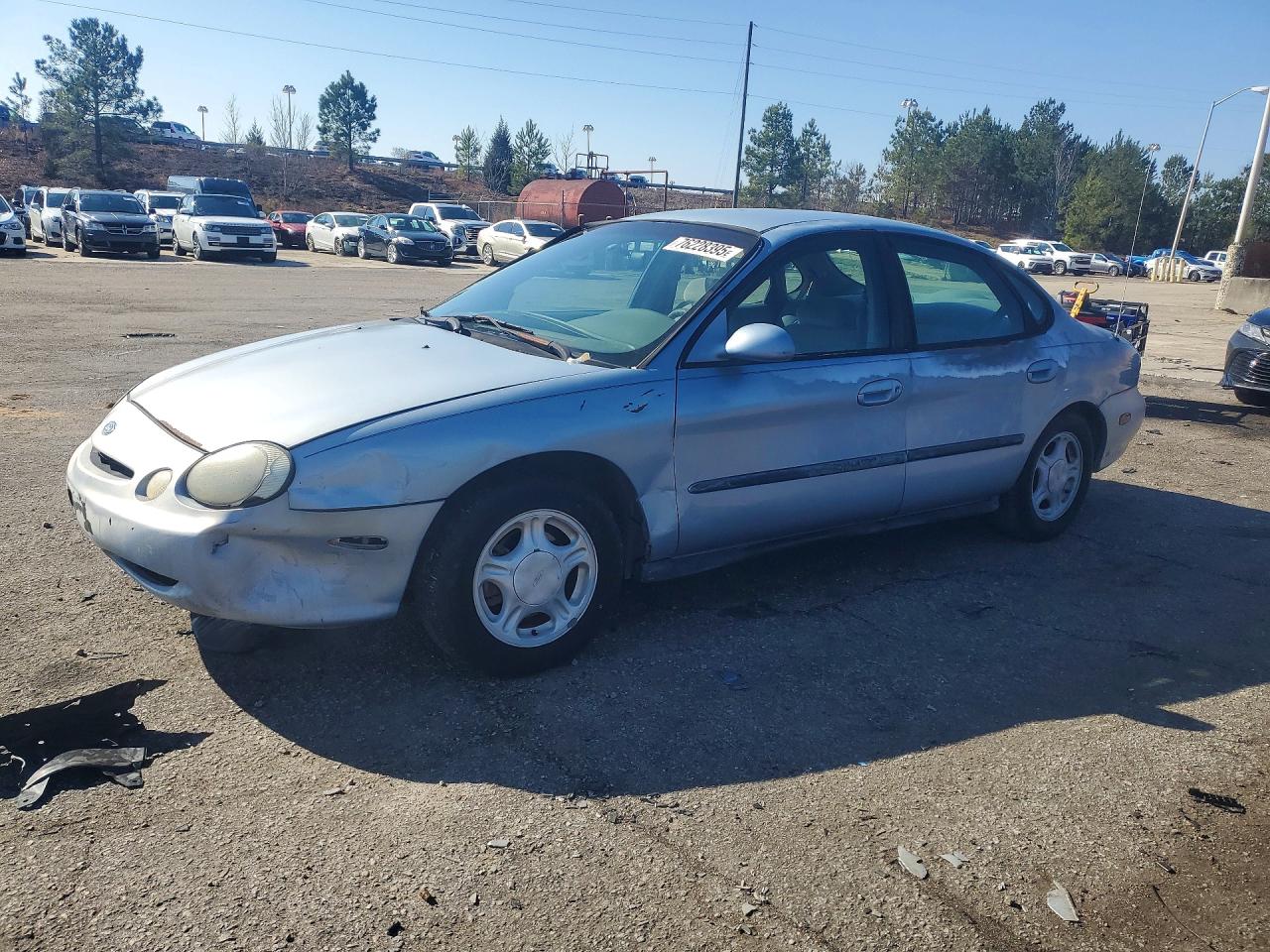 1997 Ford Taurus GL, VIN 1FALP52U0VA132737 — Vandalism