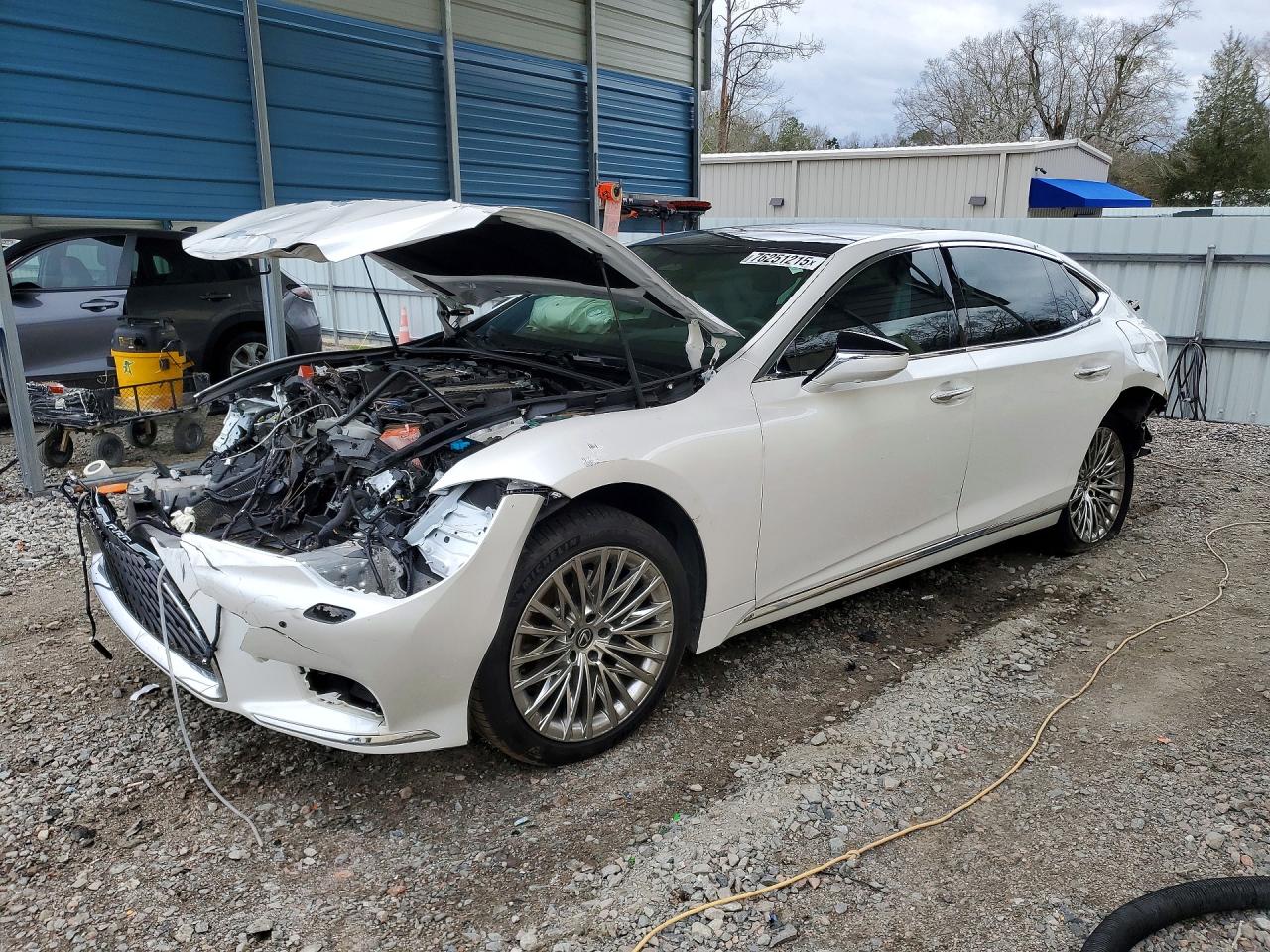 2024 Lexus LS 500, VIN JTHD51FF3R5019631 — Зад