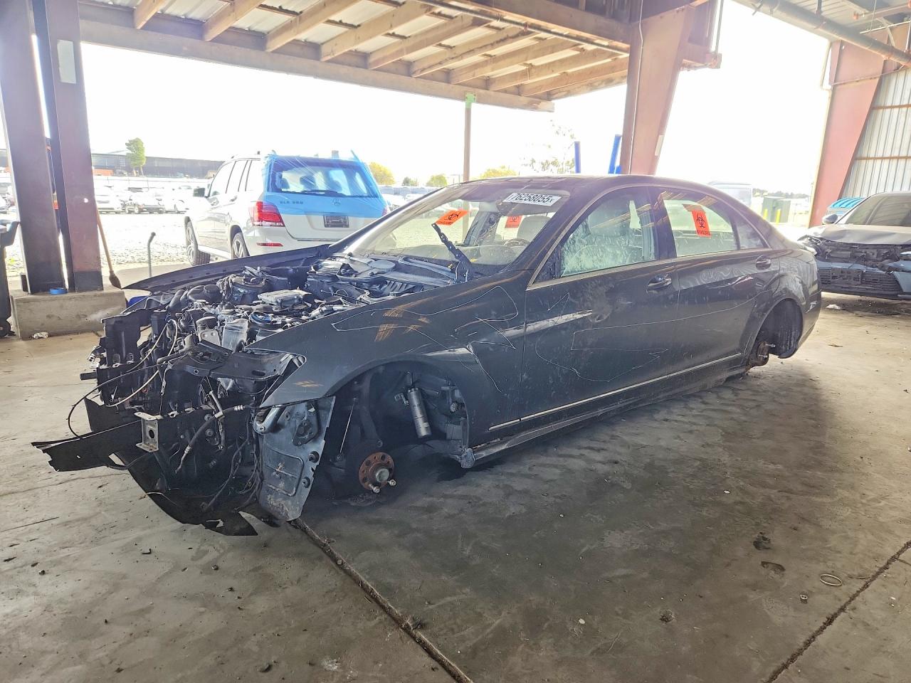 2010 Mercedes-Benz S 550, VIN WDDNG7BB0AA346169 — Vandalism
