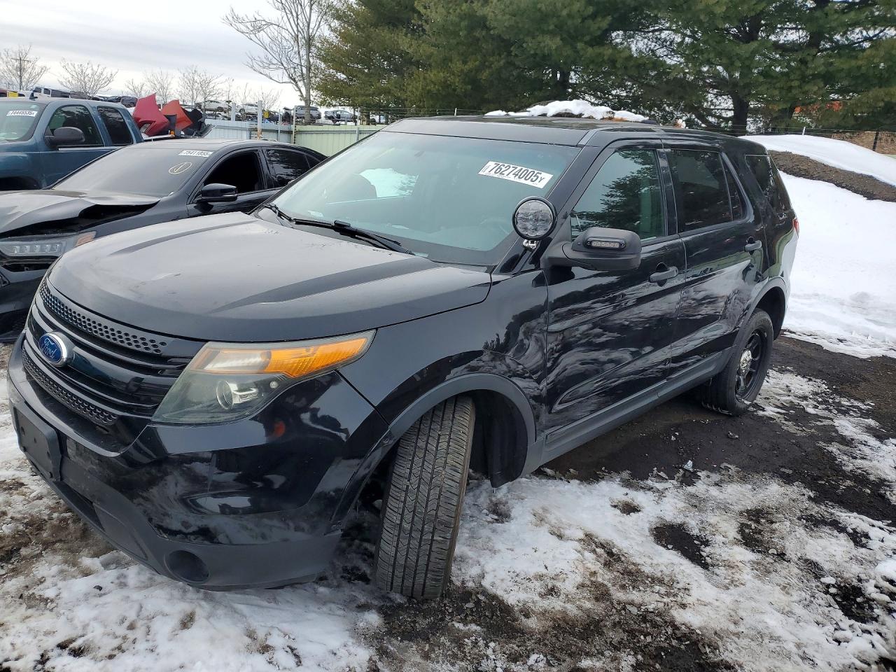 2015 Ford Police Interceptor Utility, VIN 1FM5K8AR1FGC27687 — Stripped