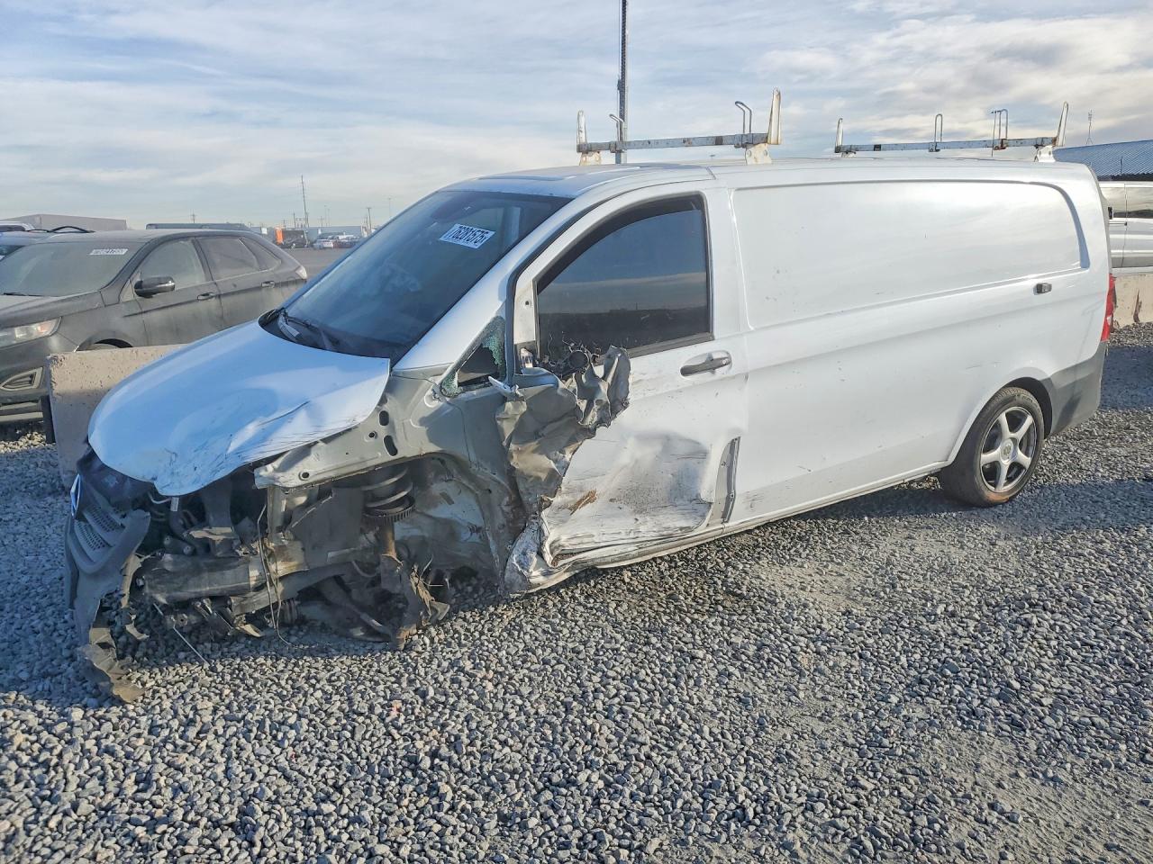 2020 Mercedes-Benz Metris Cargo, VIN WD3PG3EA6L3645083 — Front end