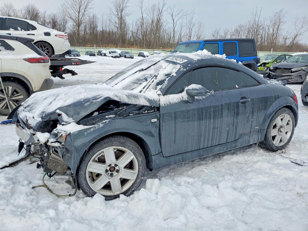 2005 Audi TT, VIN TRUWF28N751002954 — Перед