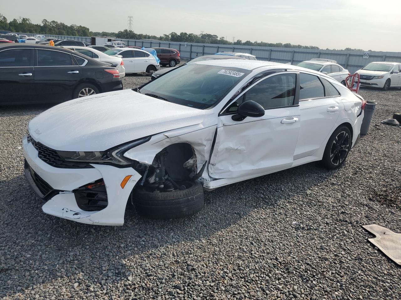 2023 Kia K5 GT-Line, VIN 5XXG64J2XPG215074 — Side