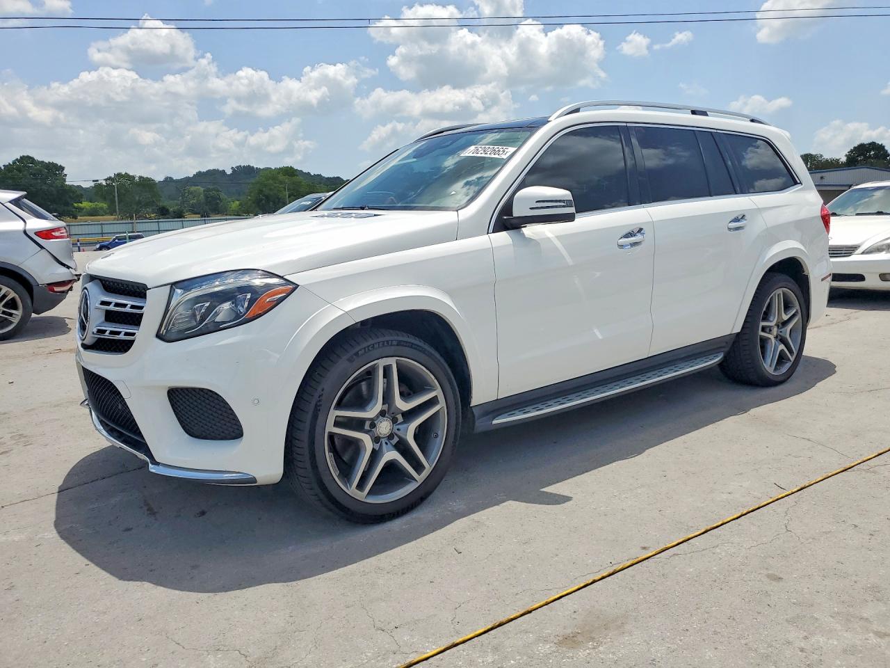 2017 Mercedes-Benz GLS 550, VIN 4JGDF7DE8HA797887 — Мелкие вмятины и царапины