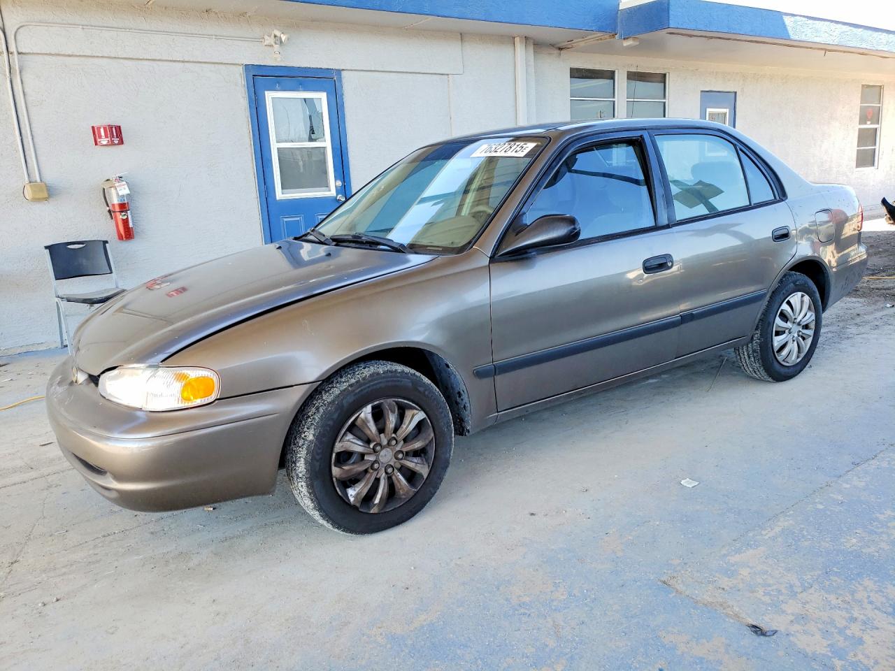 1999 Chevrolet Prizm, VIN 1Y1SK5289XZ430324 — Front end