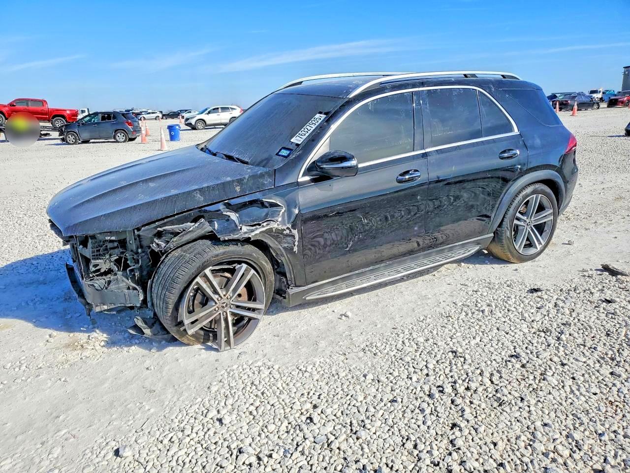 2020 Mercedes-Benz GLE 350, VIN 4JGFB4JB4LA206198 — Front end