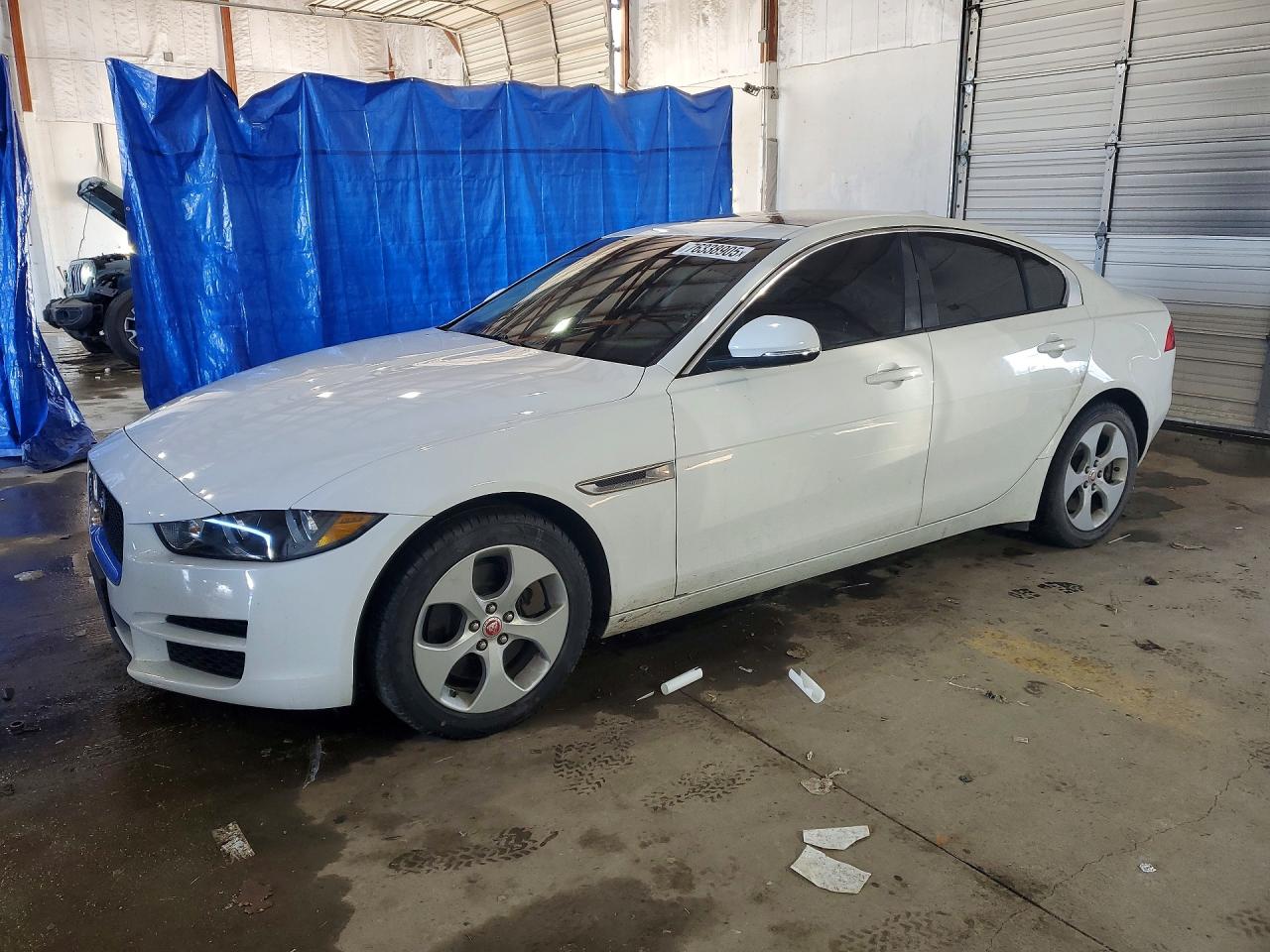 2017 Jaguar XE 25t, VIN SAJAR4BG1HA977960 — Пожар