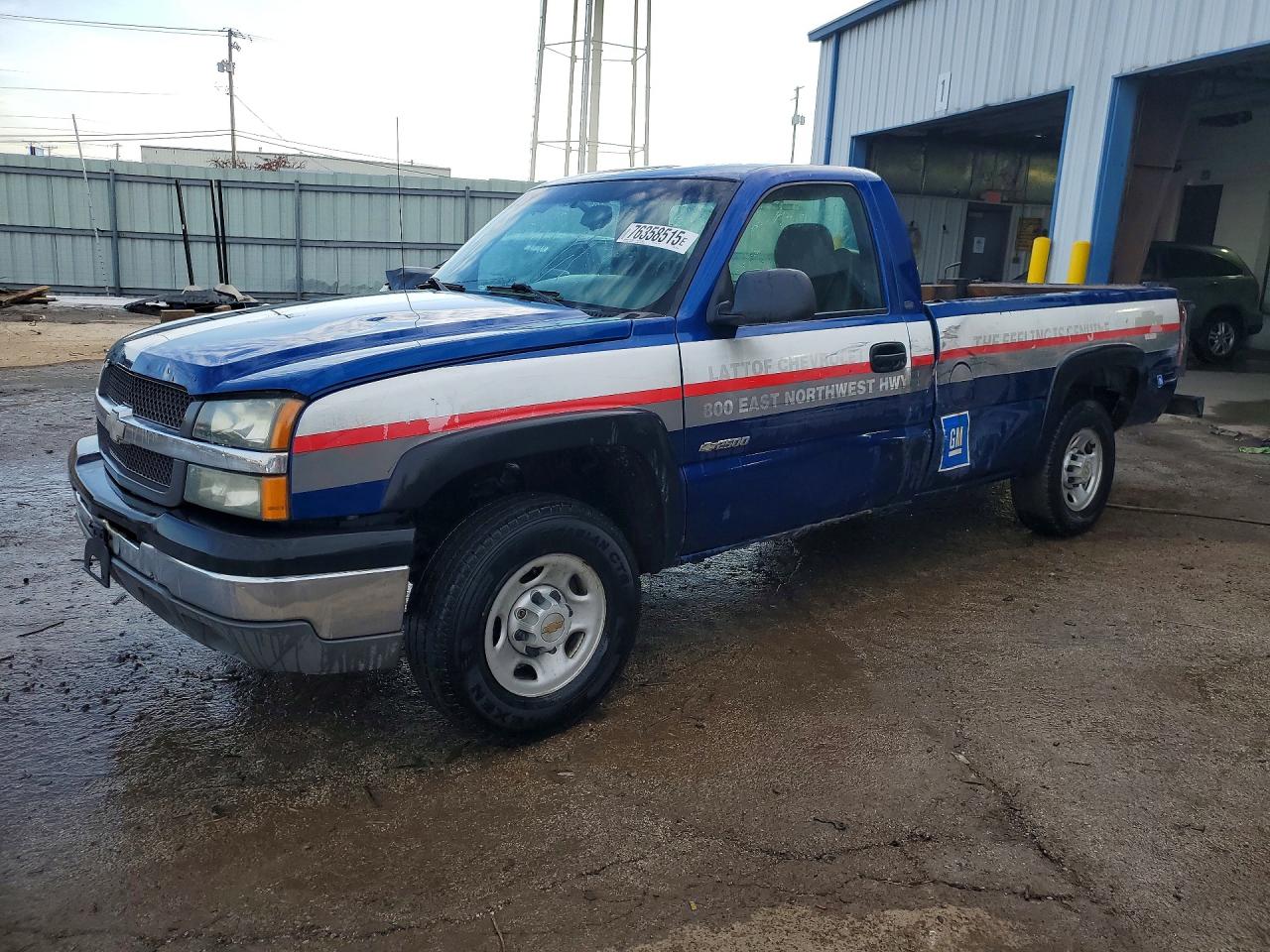 2003 Chevrolet Silverado 2500 Work Truck, VIN 1GCGC24U93Z164376 — Side
