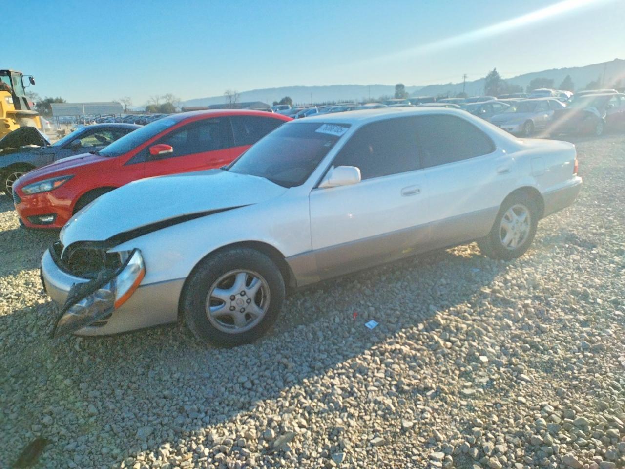 1995 Lexus ES 300, VIN JT8GK13T6S0100741 — Side