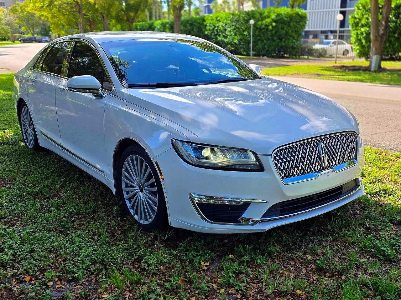 2017 Lincoln MKZ Select, VIN 3LN6L5C97HR600899 — Prior damage history