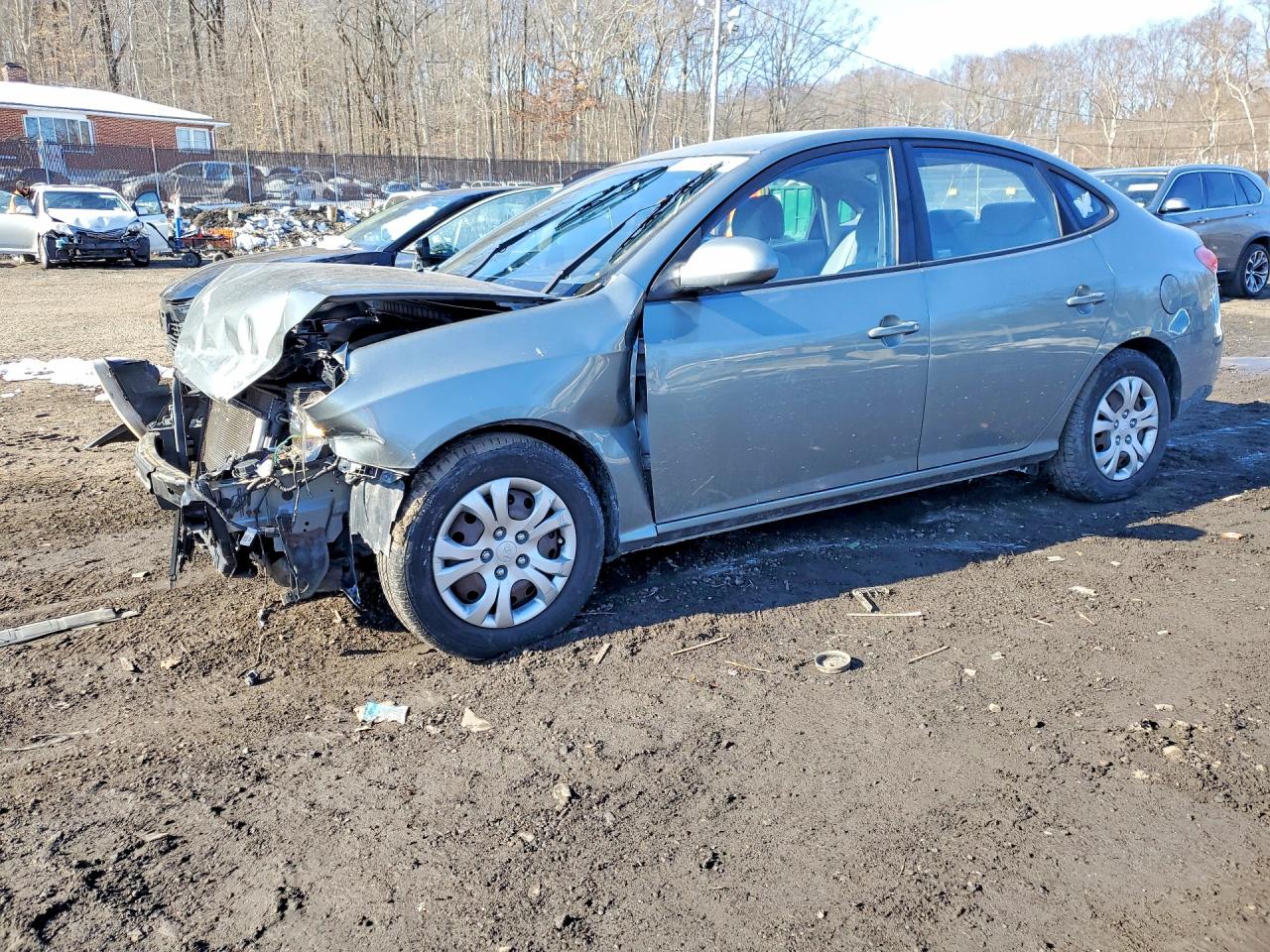 2010 Hyundai Elantra SE, VIN KMHDU4AD1AU944295 — Front end