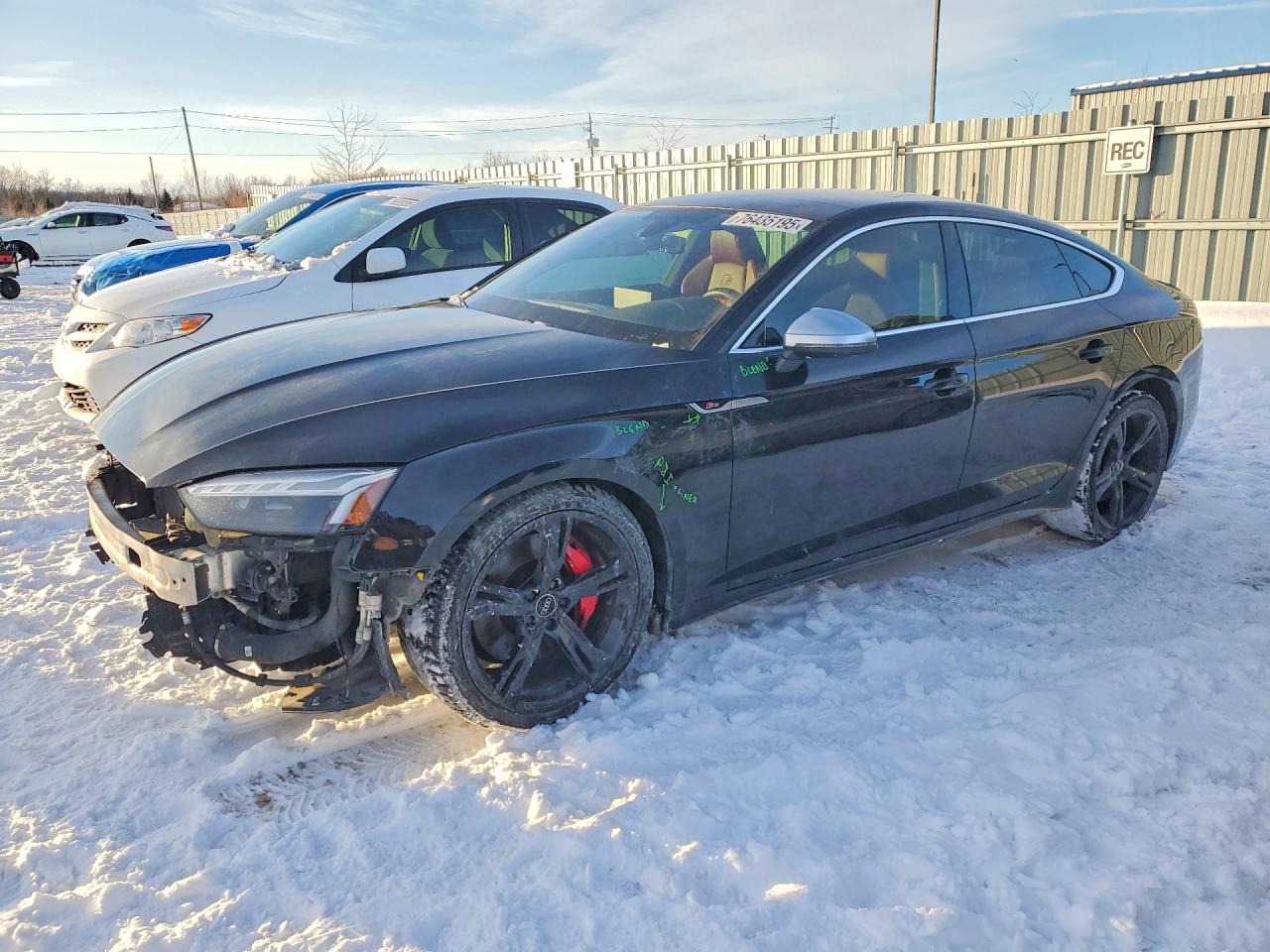 2022 Audi S5 Sportback Premium, VIN WAUA4CF51NA023234 — Перед