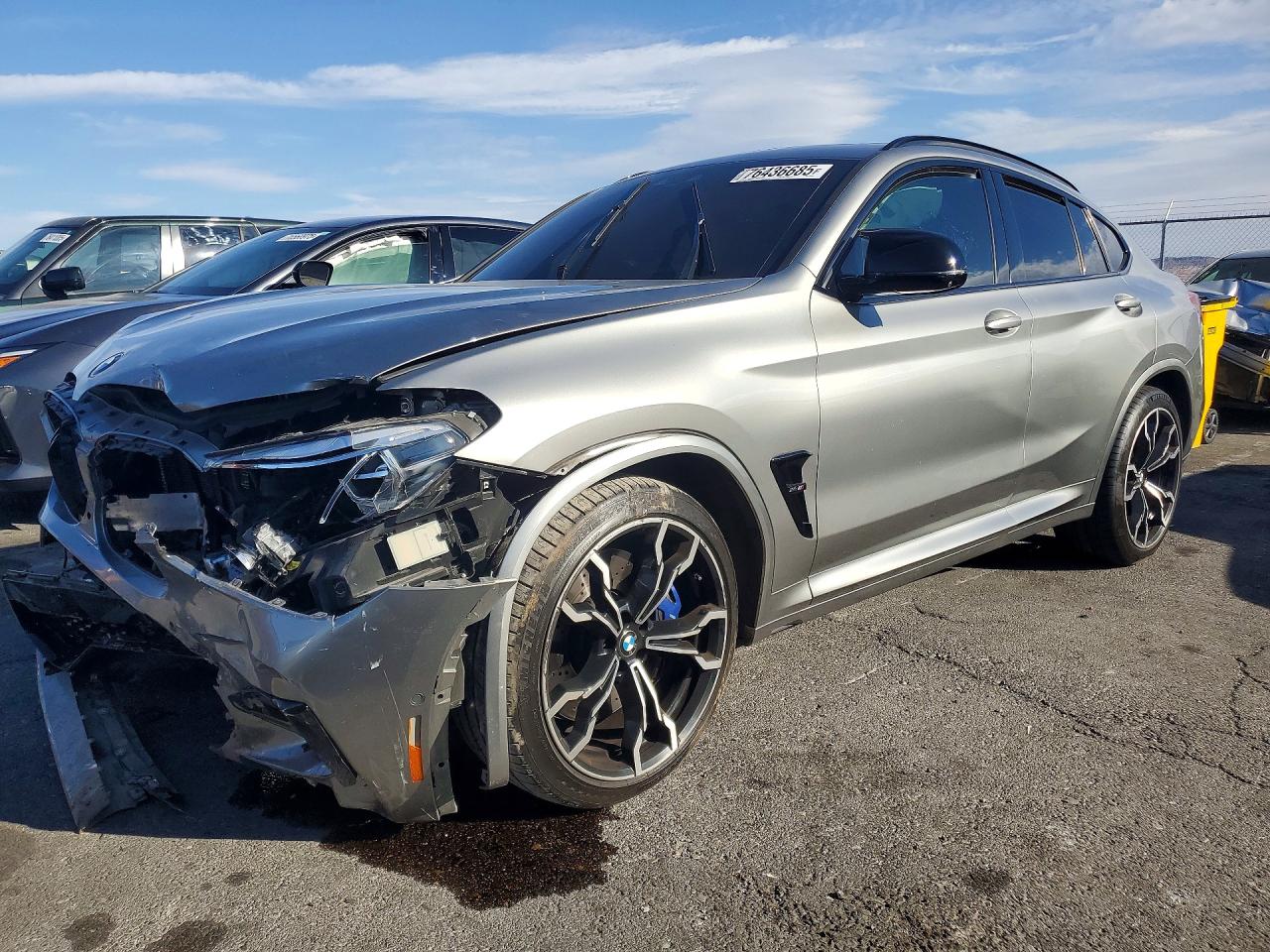 2021 BMW X4 M, VIN 5YMUJ0C08M9G91140 — Front end