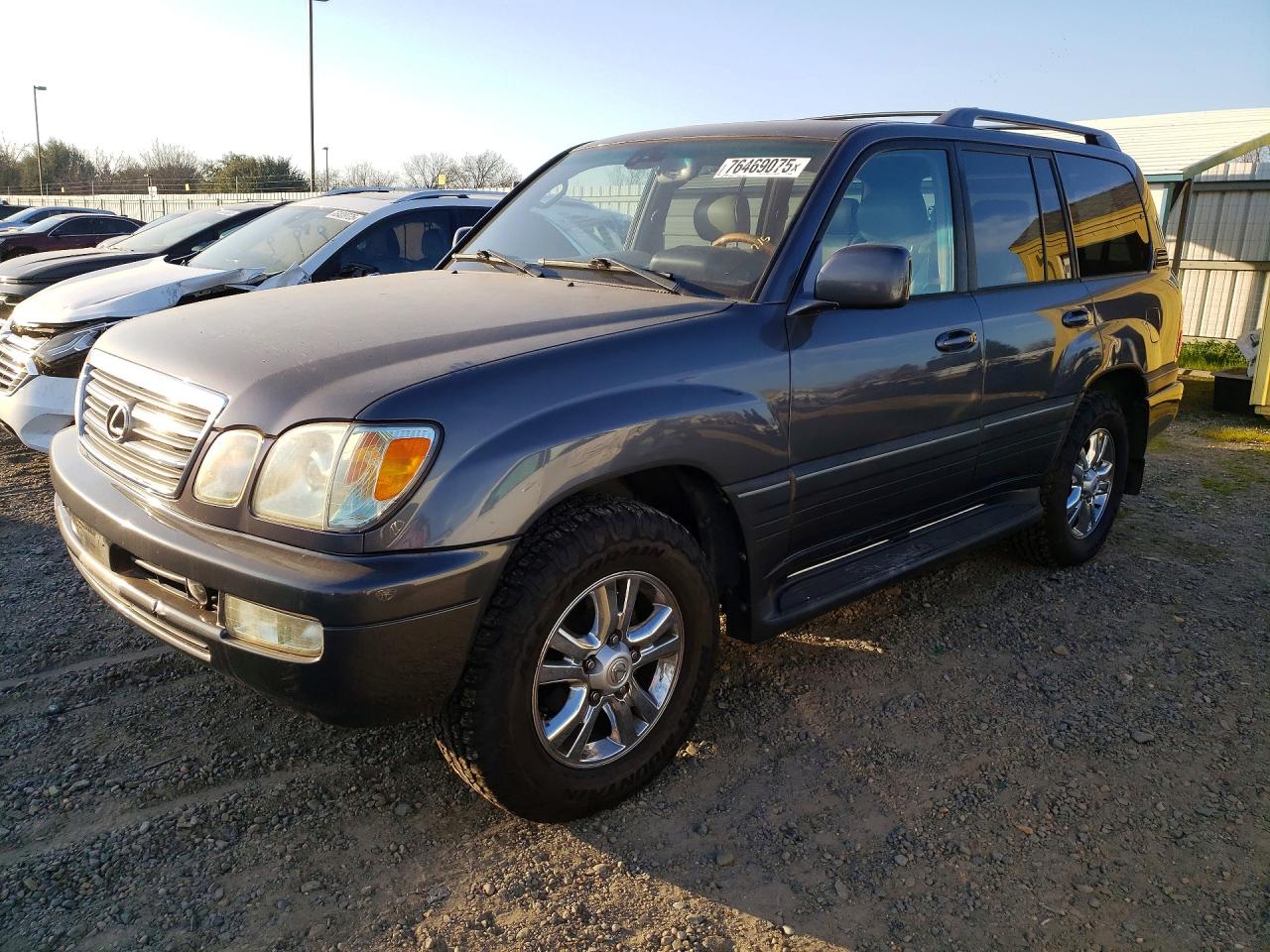2004 Lexus LX 470, VIN JTJHT00W843547498 — Normal wear