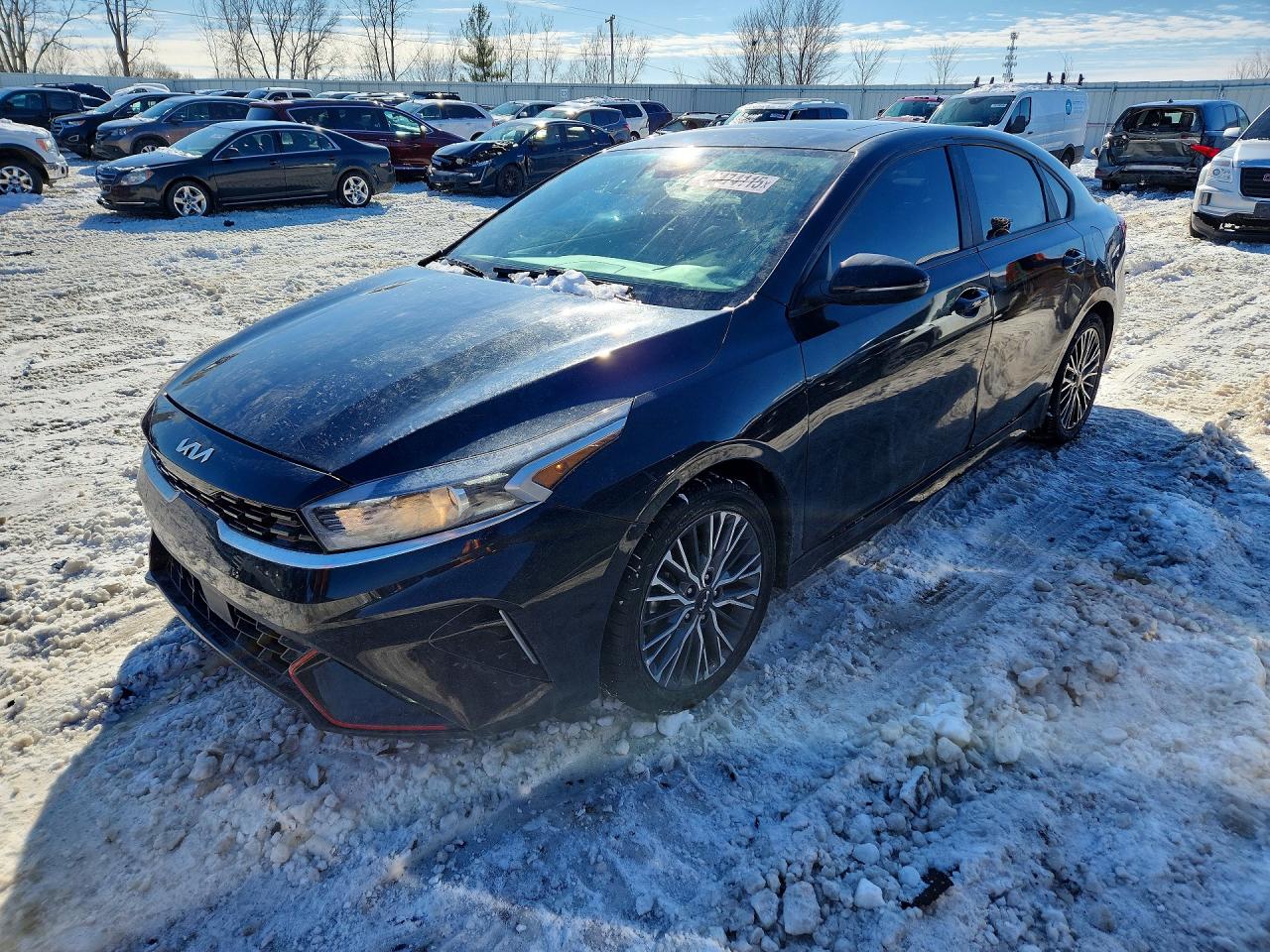2023 Kia Forte GT-Line, VIN 3KPF54ADXPE575549 — Side
