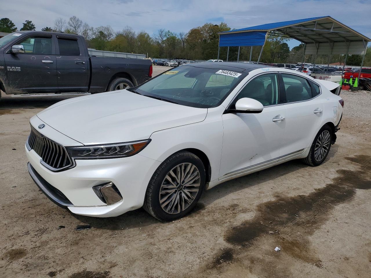 2020 Kia Cadenza Limited, VIN KNALC4J17L5230884 — Rear end