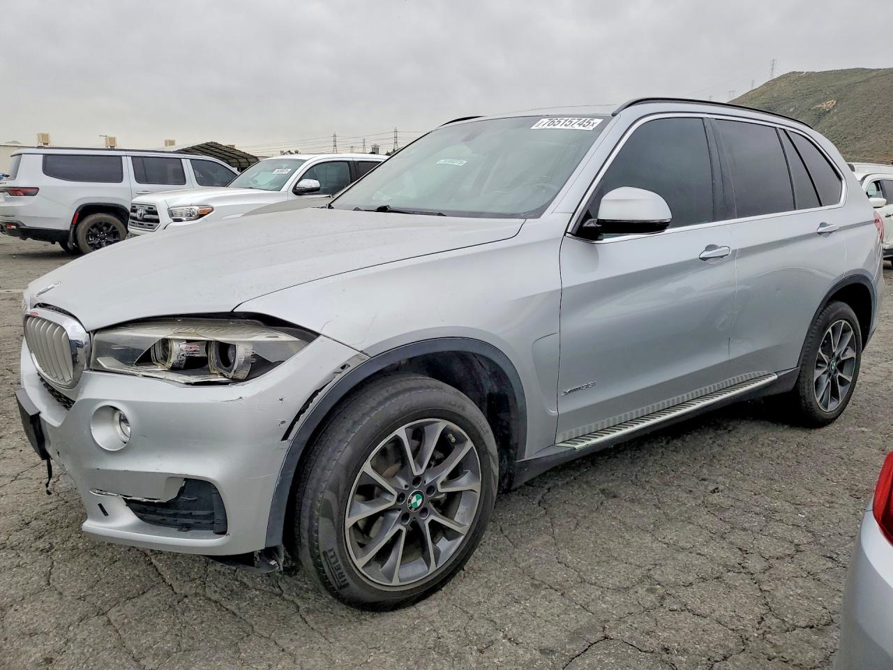 2015 BMW X5 xDrive35i, VIN 5UXKR0C58F0K64130 — Front end