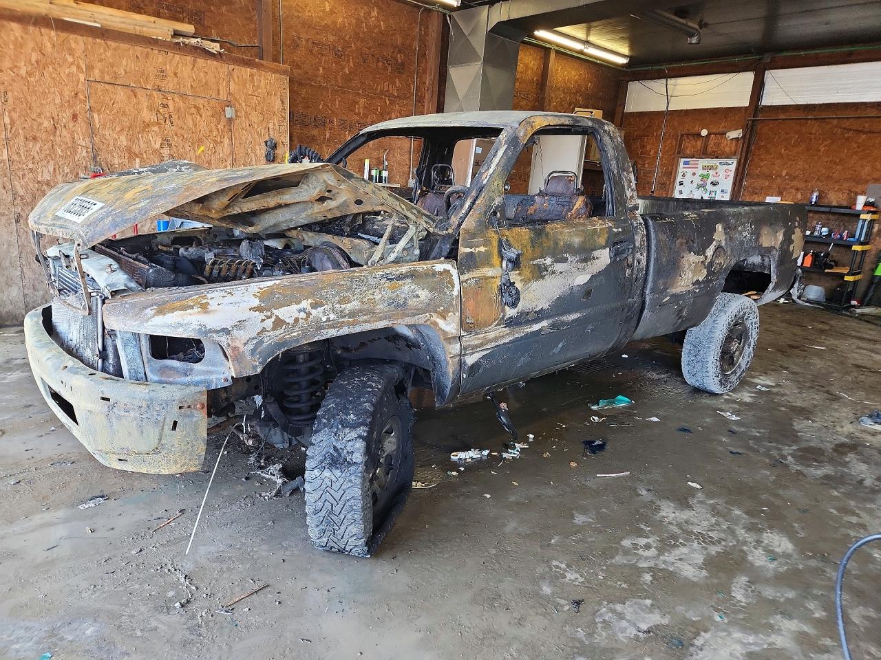 1994 Dodge 2500, VIN 1B7KF26C9RS685931 — Engine fire