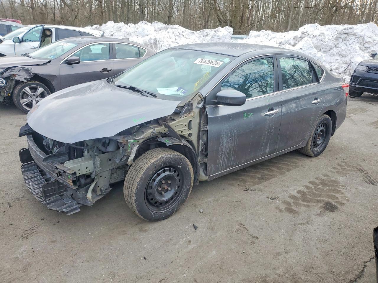 2015 Nissan Sentra SR, VIN 3N1AB7AP4FY373157 — Front end