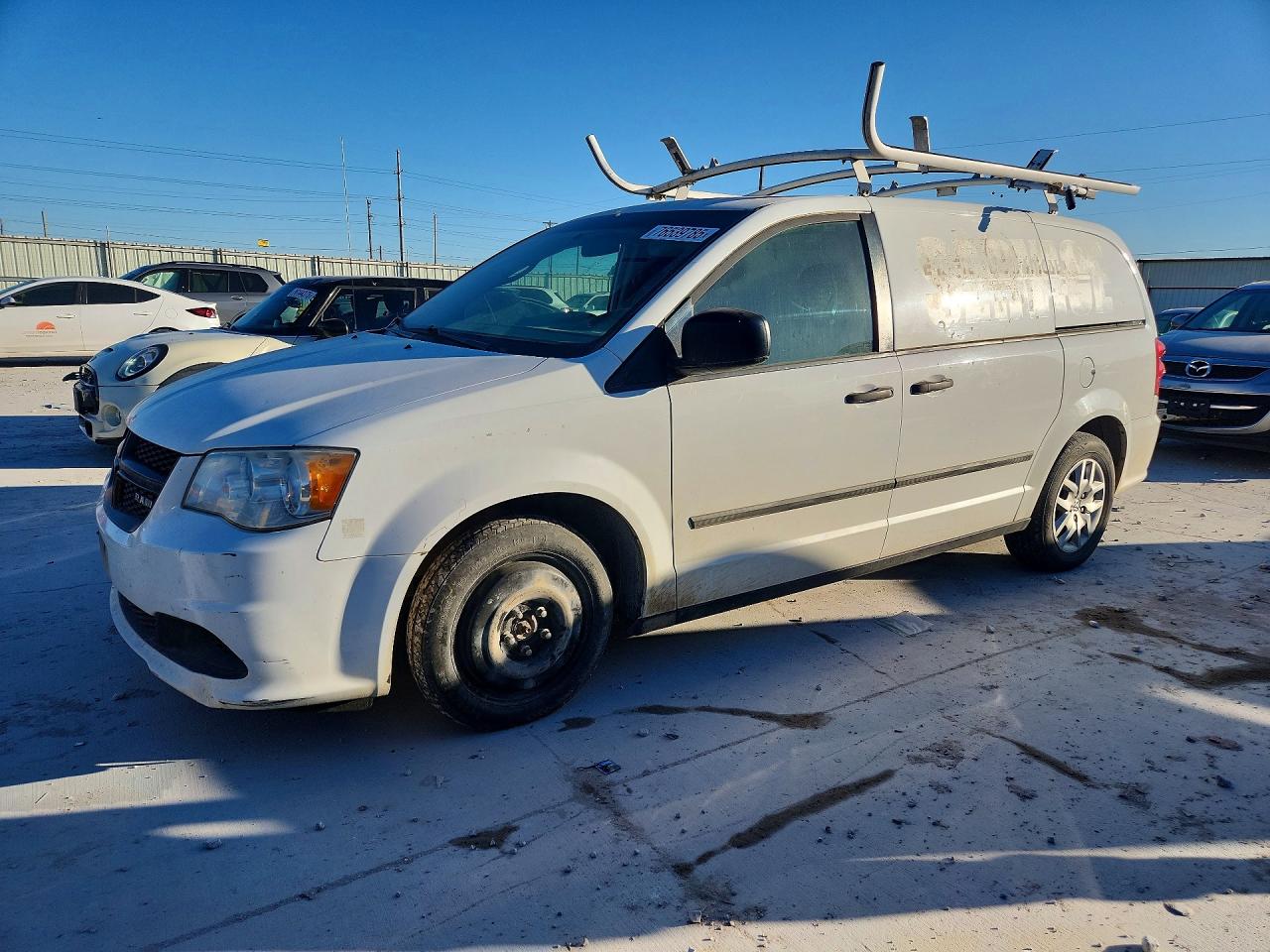 2015 Ram Cargo Van Tradesman, VIN 2C4JRGAG7FR681500 — Normal wear
